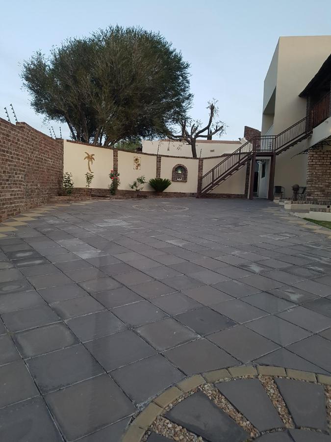 Karoo View Guesthouse Cradock Exterior photo